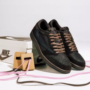 Air Jordan 1 x Travis Scott Velvet Brown and Dark Mocha 7Mx